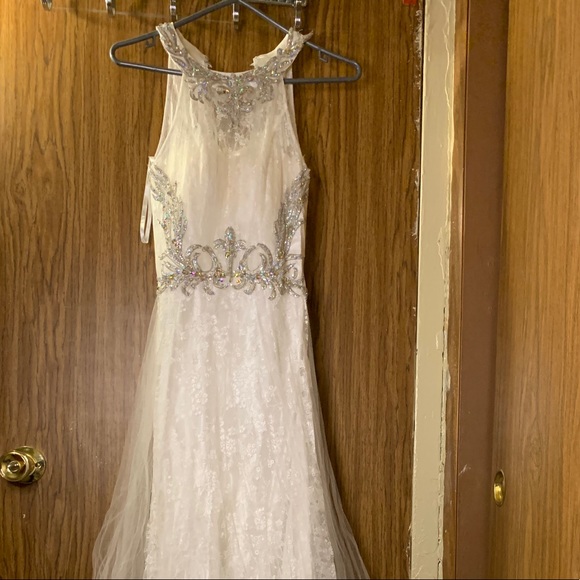 Prom dress - Picture 2 of 4